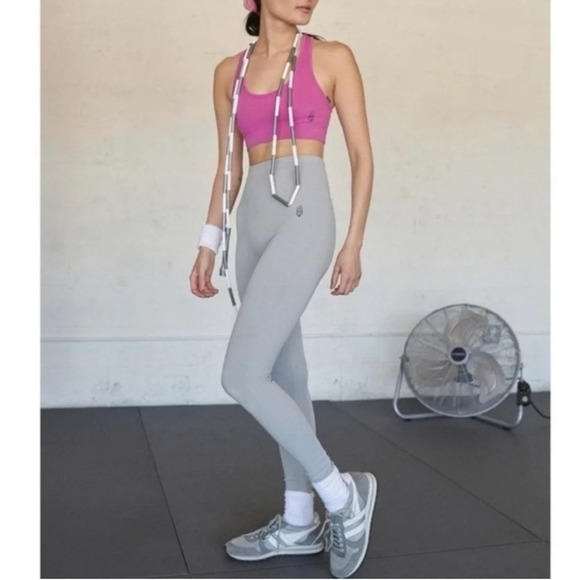 FREE PEOPLE Movement Rich Soul Ribbed Leggings Size XS/S NWT - Picture 3 of 12